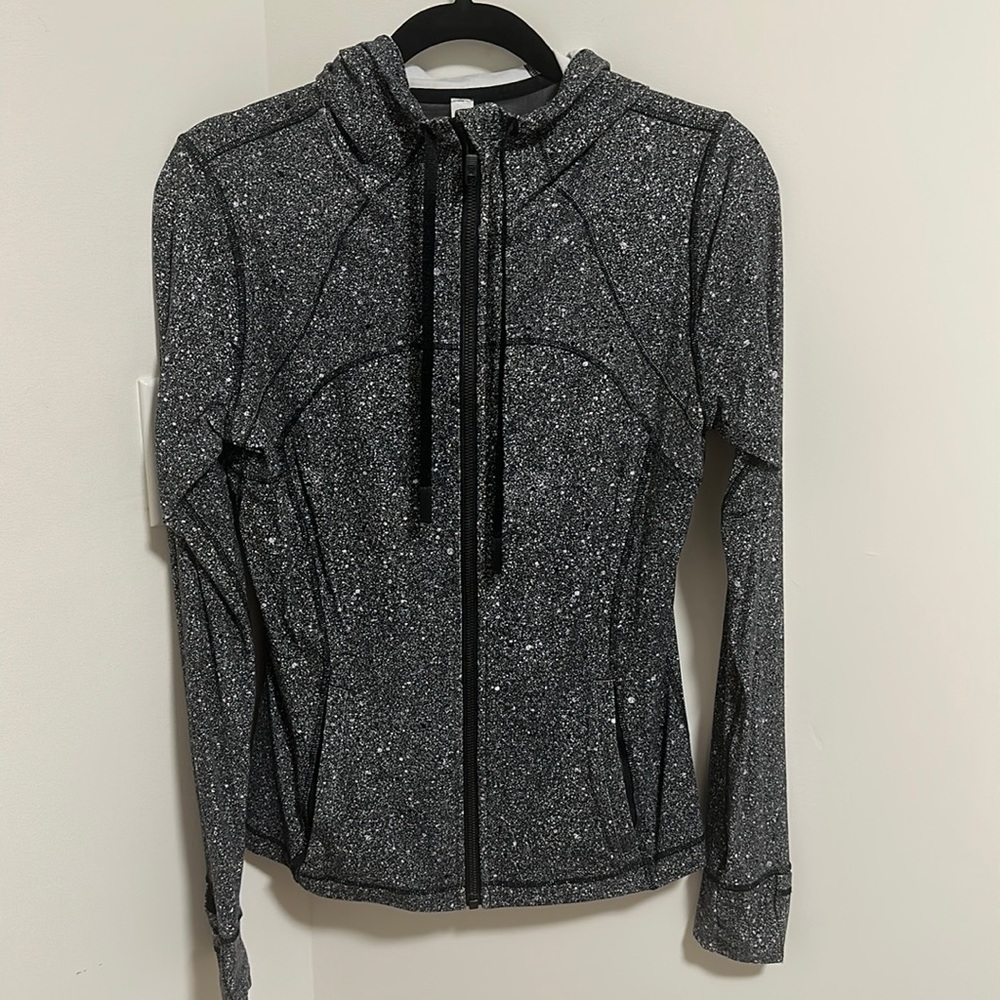 Lulu lemon sweater
